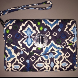NWT Vera Bradley‎ Smartphone Wristlet